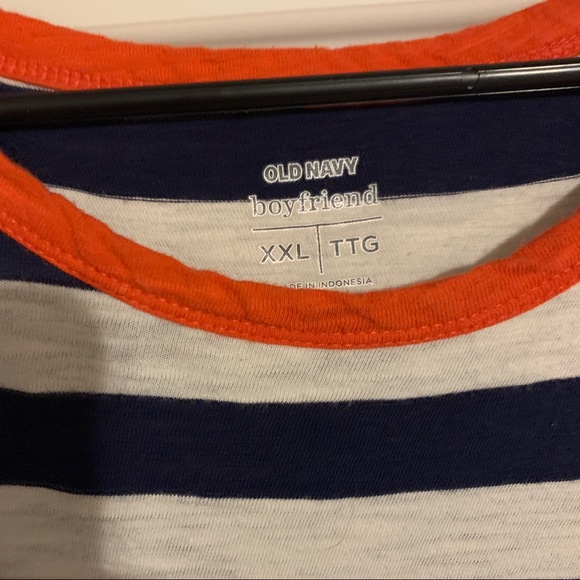 Old Navy Boyfriend Tee - Picture 2 of 2